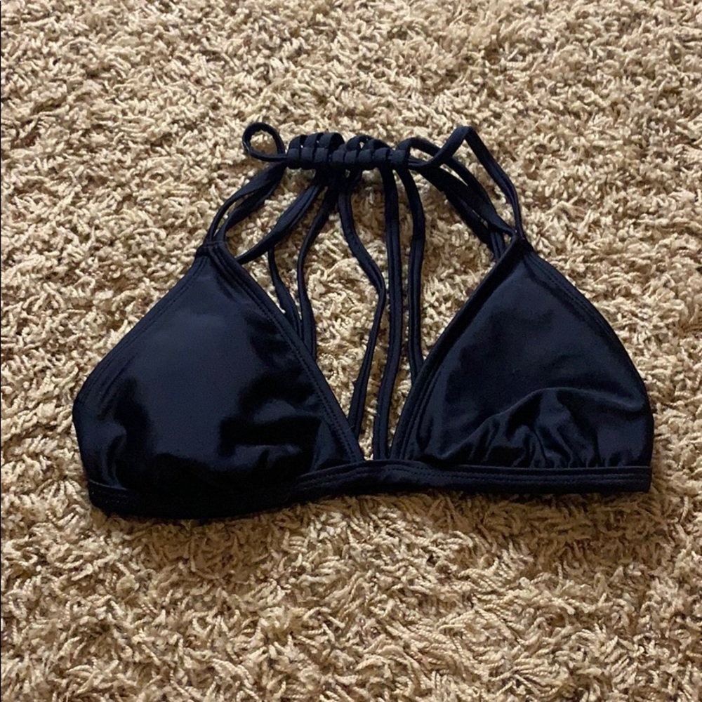 Black bikini top